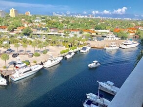 Building Photo - 13155 Ixora Ct
