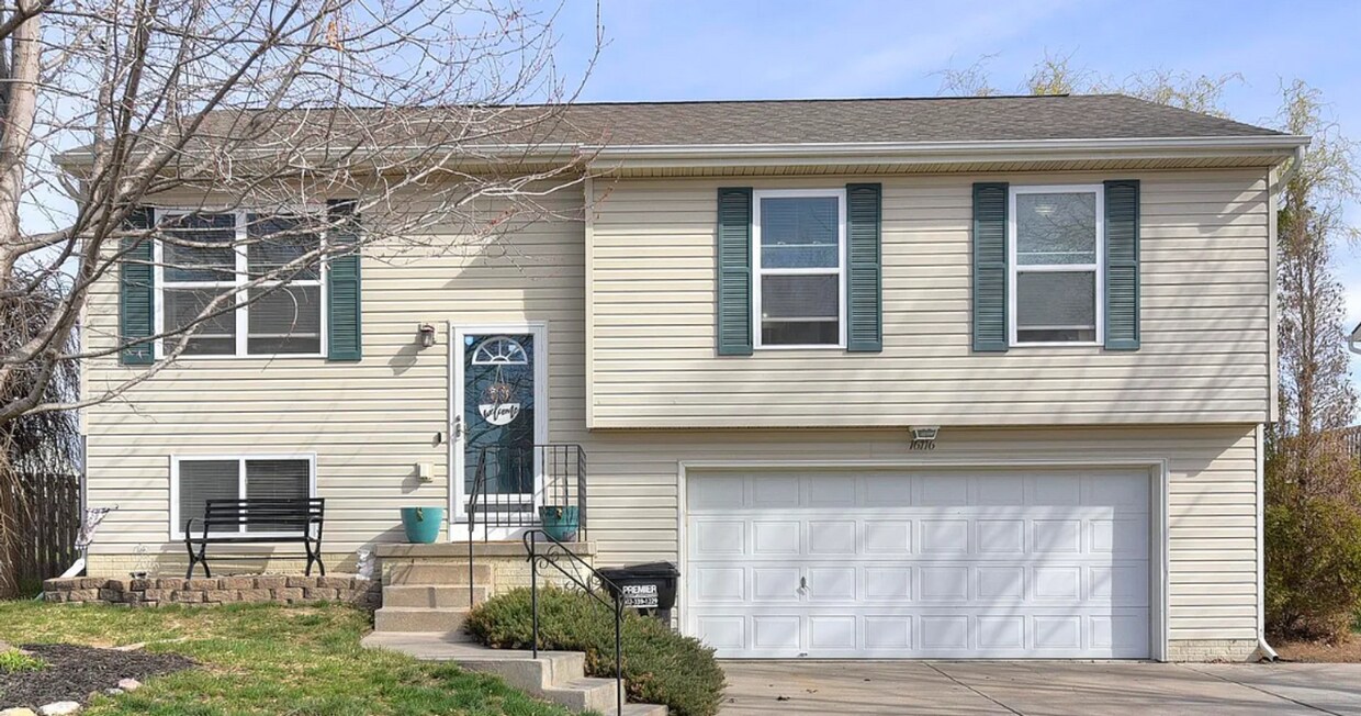 Foto principal - 3 Bedroom, 2 Bathroom in the Millard Schoo...