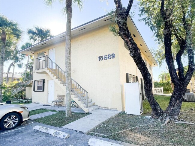 Foto del edificio - 15689 SW 73rd Cir Terrace