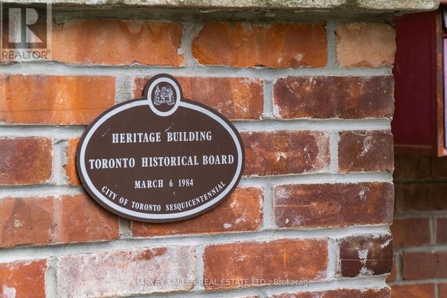 Building Photo - 37-37 Metcalfe St