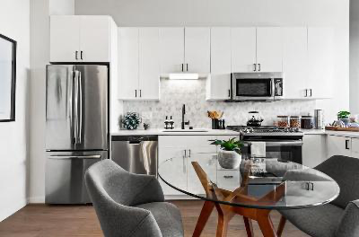 Foto del edificio - 2522 N Milwaukee Ave