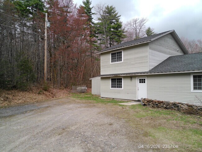 Foto del edificio - 330 Craney Hill Rd