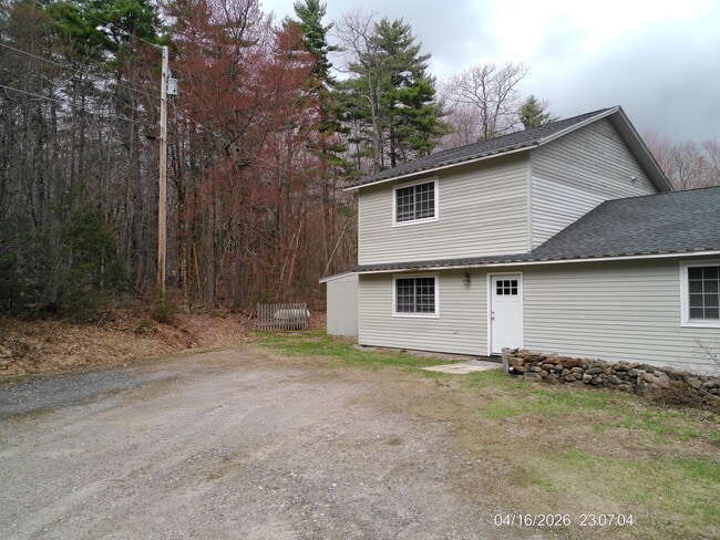 Building Photo - 330 Craney Hill Rd
