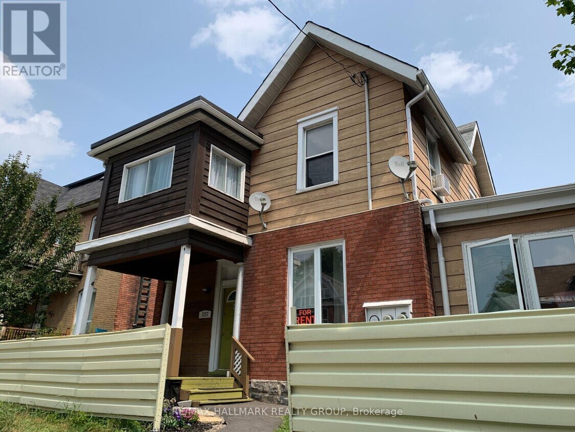 Photo principale - 257-257 Bronson Ave