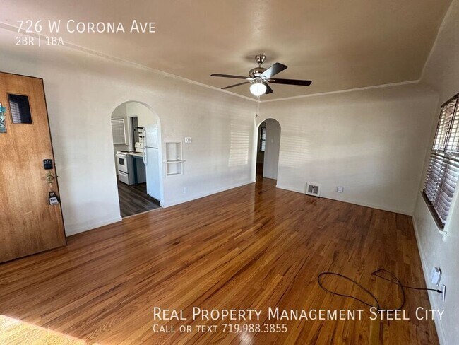 Foto del edificio - 726 W Corona Ave