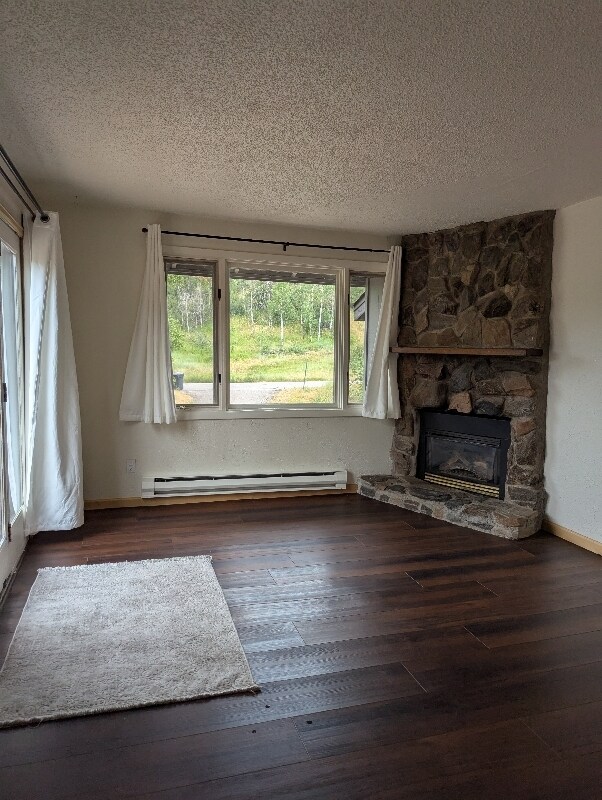 Foto del edificio - 2562 Cortina Ln