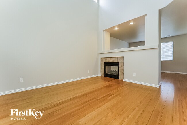 Building Photo - 16553 E Geddes Pl