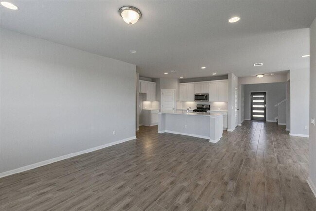 Foto del edificio - 2209 Limestone Lake Dr