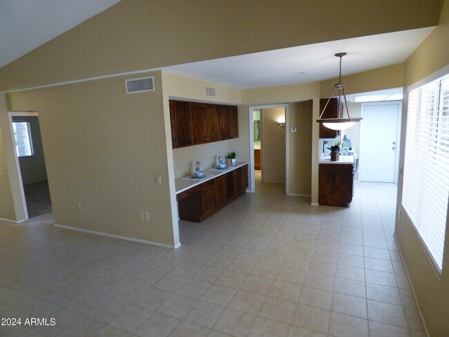 Building Photo - 13343 Bolero Dr