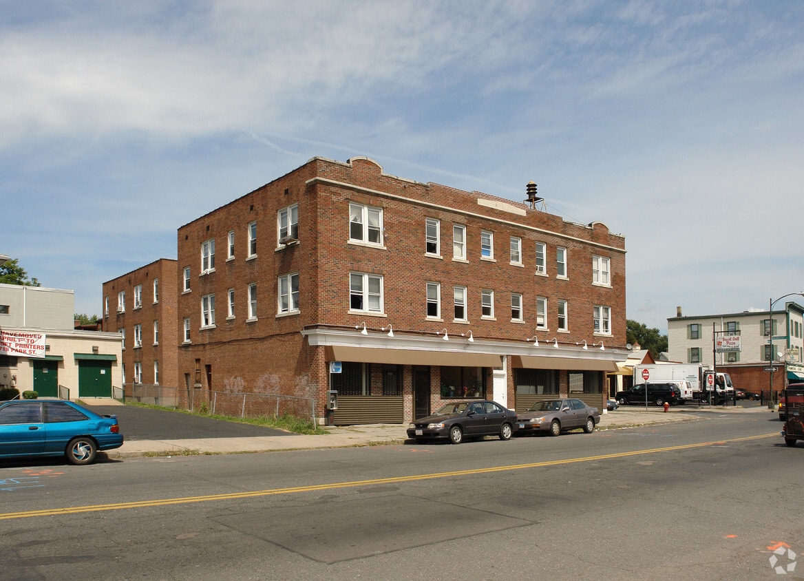 Building Photo - 2020 Park