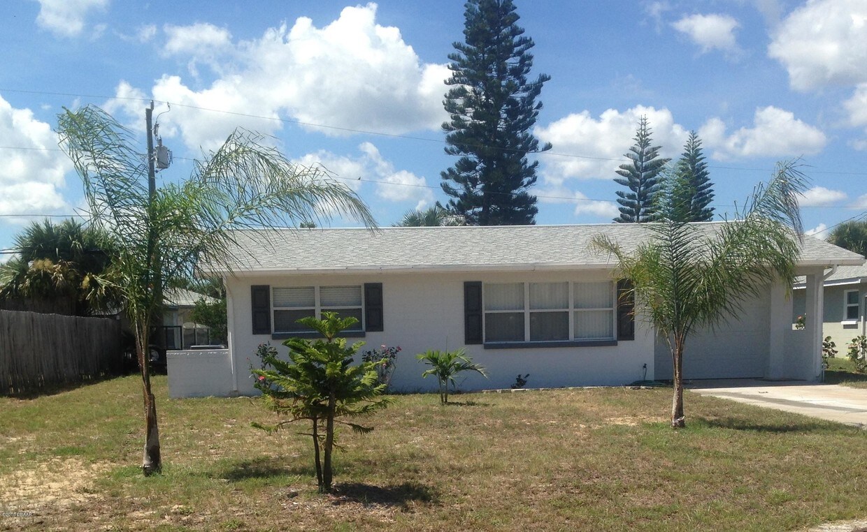 Primary Photo - 24 Camellia Dr