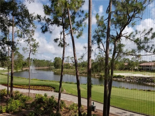 Foto del edificio - 8217 Parkstone Pl