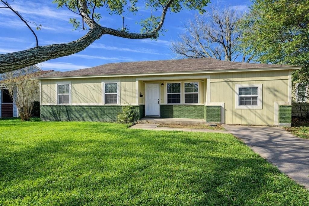 Photo - 9506 Sierra Dr (Houston, TX)