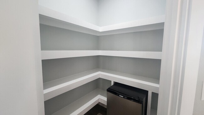 Foto del edificio - 9149 Timber Ln