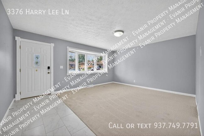 Foto del edificio - 3376 Harry Lee Ln
