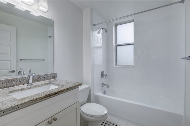1336 S Street NW - 1336 S Street NW Apartment