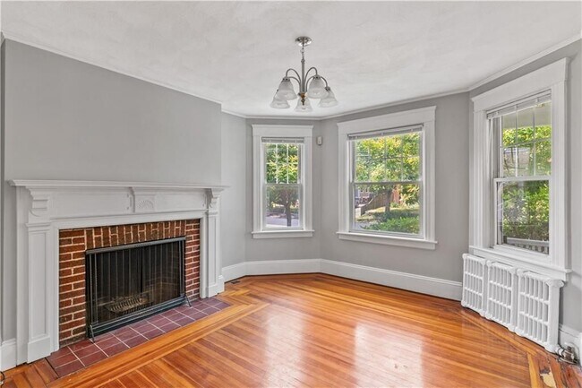 Foto del edificio - 155 Irving Ave