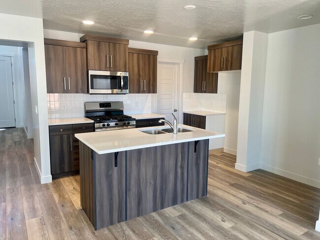 Foto del edificio - 4 Bedroom Home in Desert Canyons -