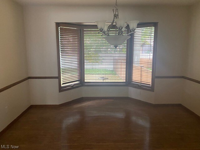 Building Photo - 90 Elia Cir
