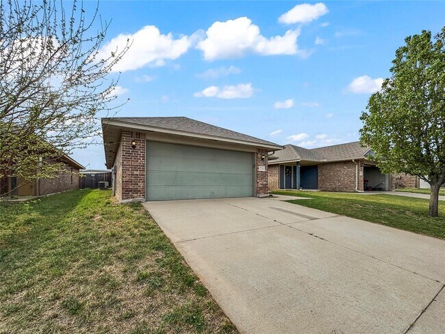 Foto del edificio - 1729 Everglade Ct