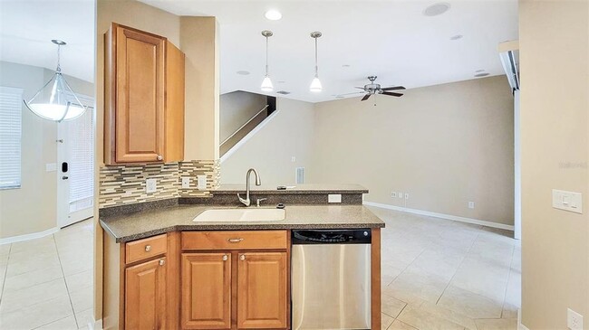 Foto del edificio - 8241 Villa Grande Ct