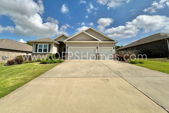 Foto del edificio - 8090 Silver Maple Dr