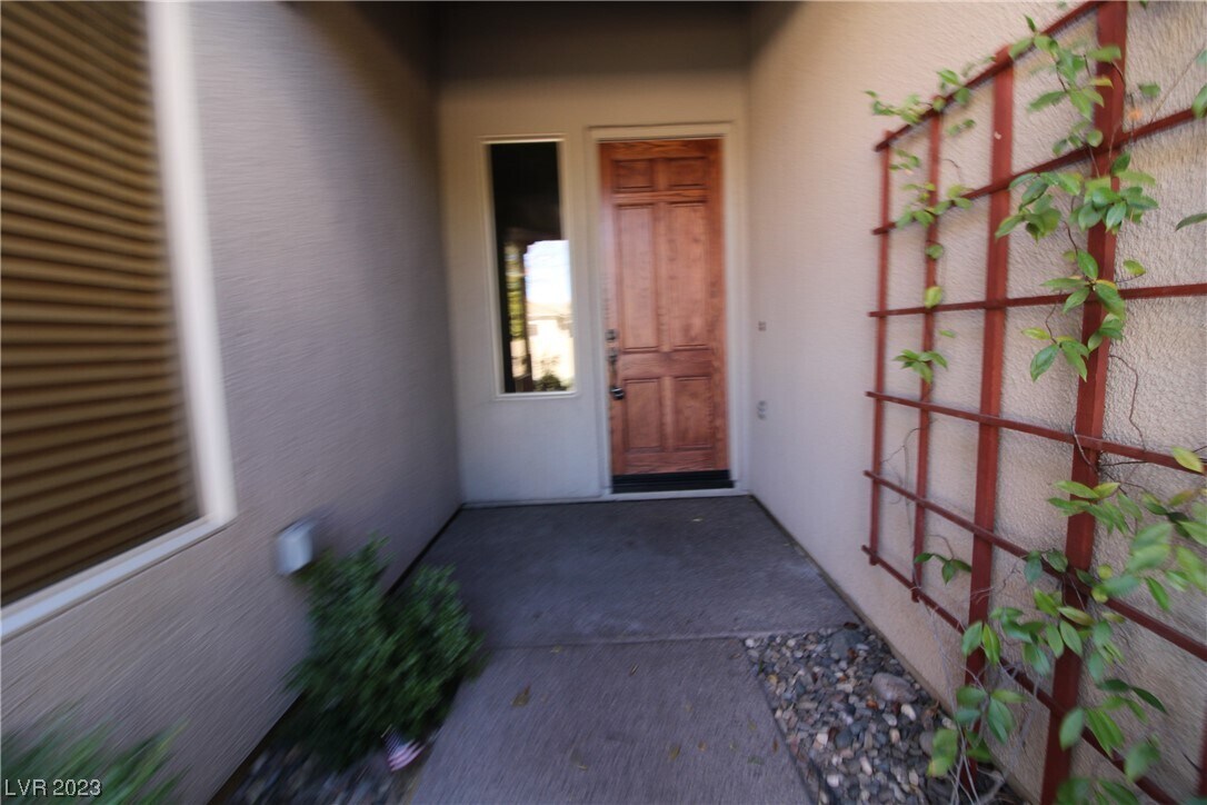 28 Emerald Dunes Cir, Henderson, NV 89052 House Rental in Henderson