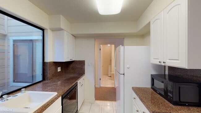 Building Photo - 1 br, 1 bath House - 650 35th Ave Private ...
