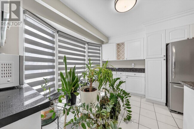 Photo du bâtiment - 2537 Annelyn Ct