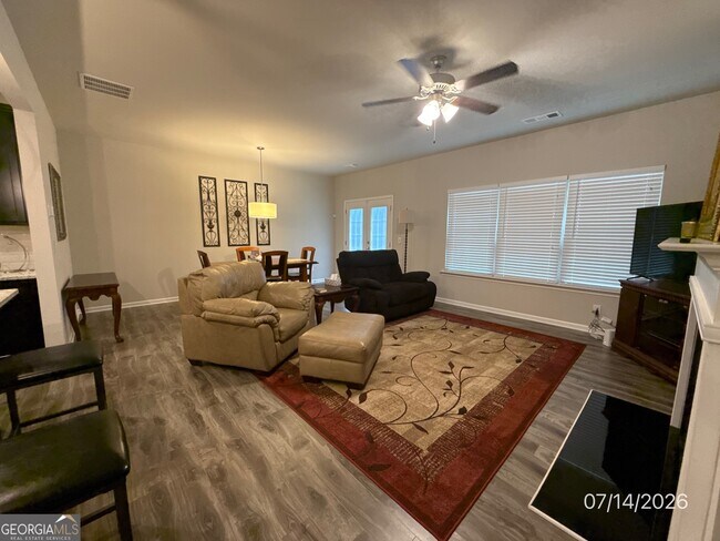Building Photo - 428 Mulberry Row