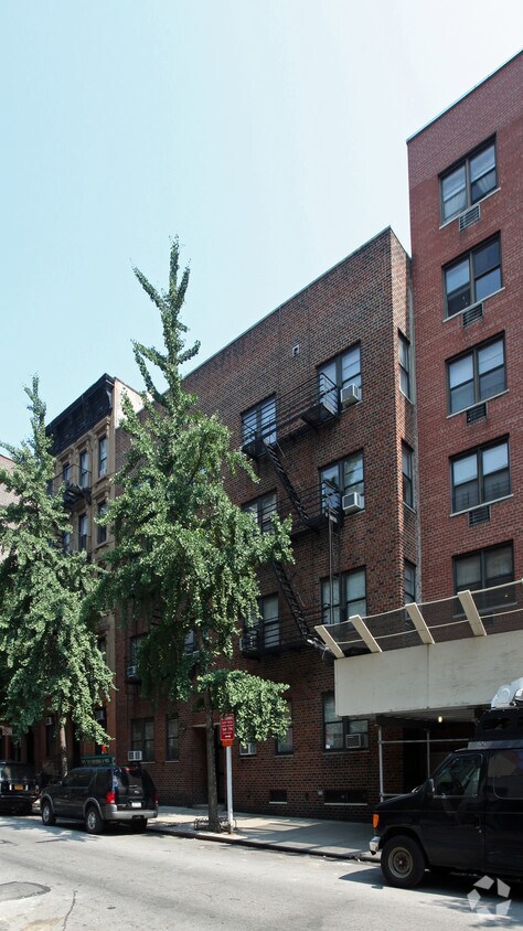 Foto principal - 227-229 E 83rd St