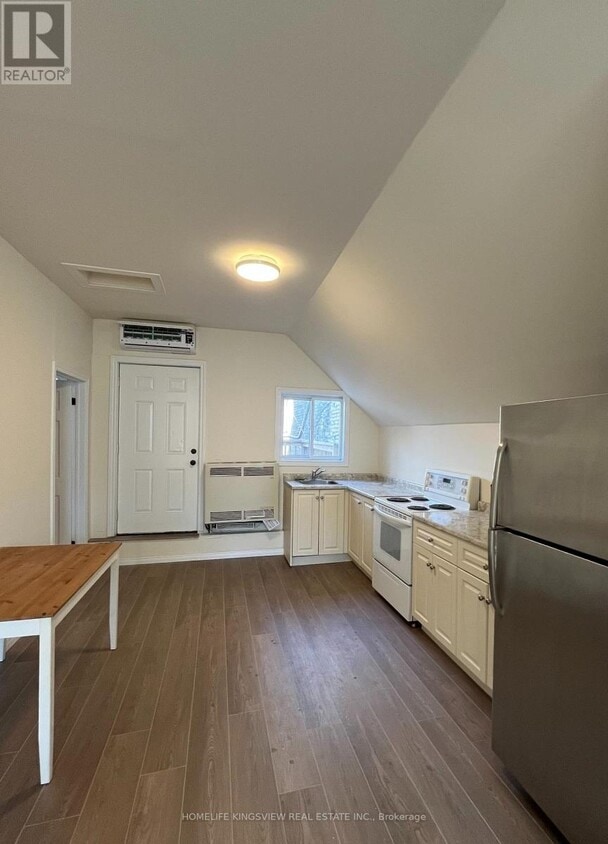Photo principale - 647 Talbot St