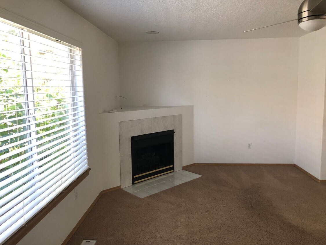 Primary Photo - 3 Bed, 2 Bath with Garage, W/D, and Fenced...