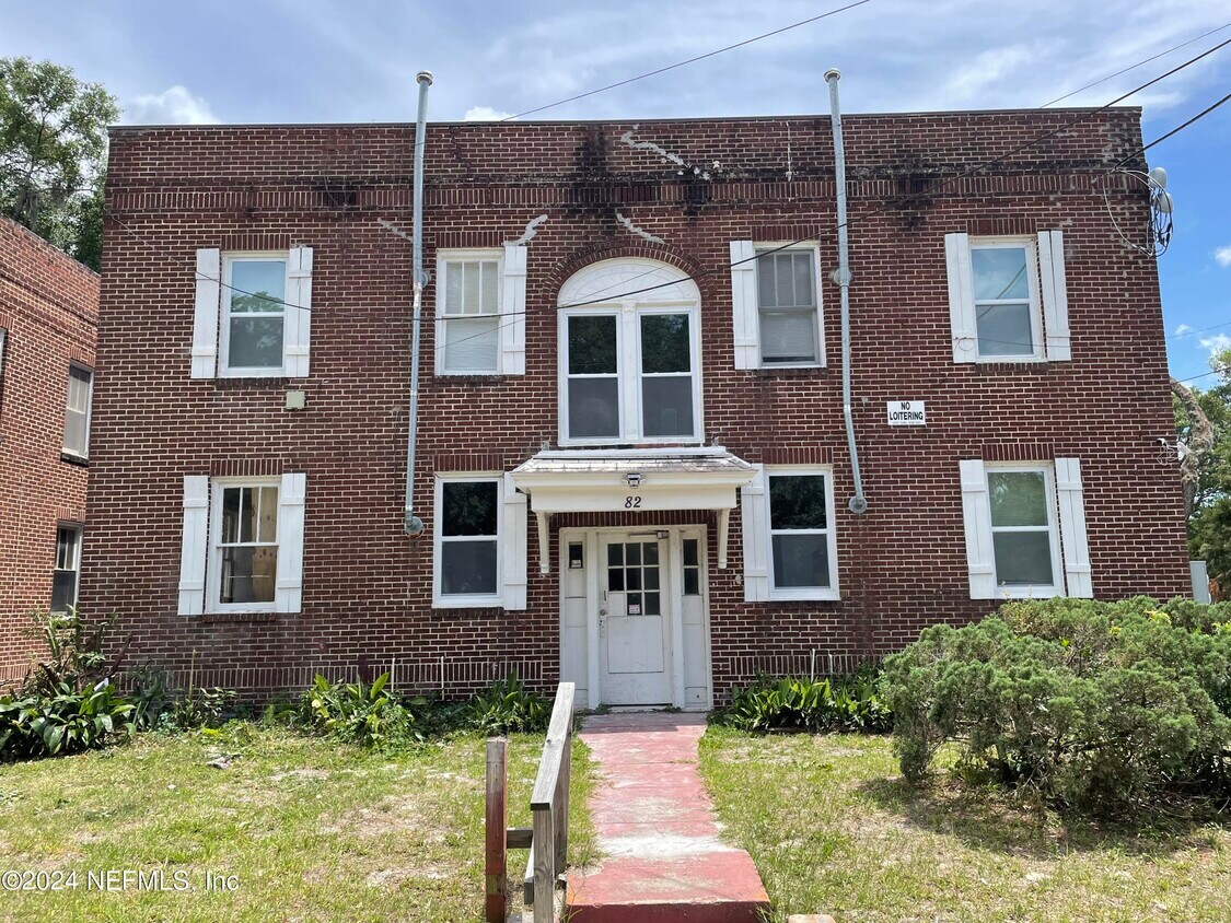 Primary Photo - 82 W 32nd St