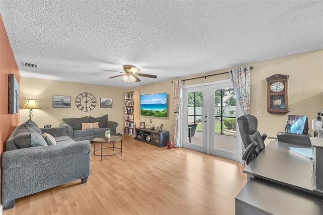 Building Photo - 617 Valley Hill Dr