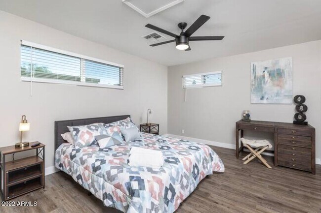 Foto del edificio - 7023 E Monte Vista Rd