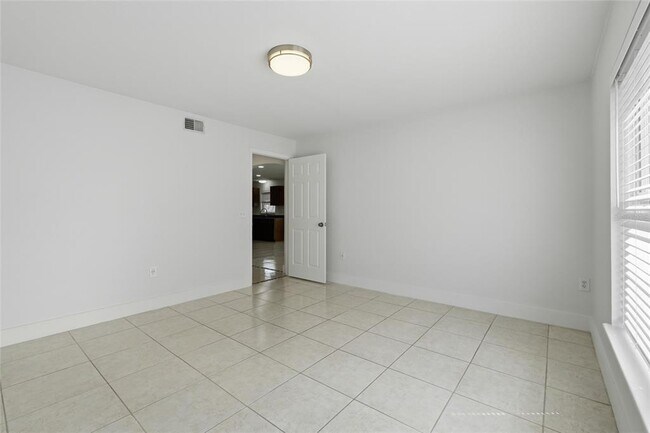 Foto del edificio - 4140 Stonefield Dr