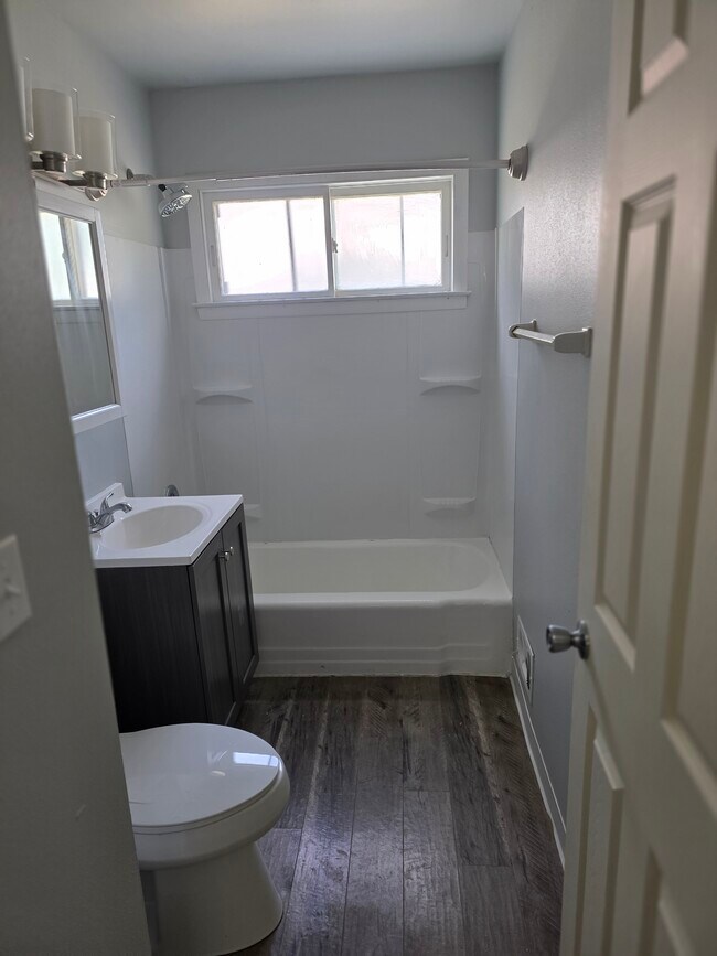 Foto del edificio - 5416 N 53rd St