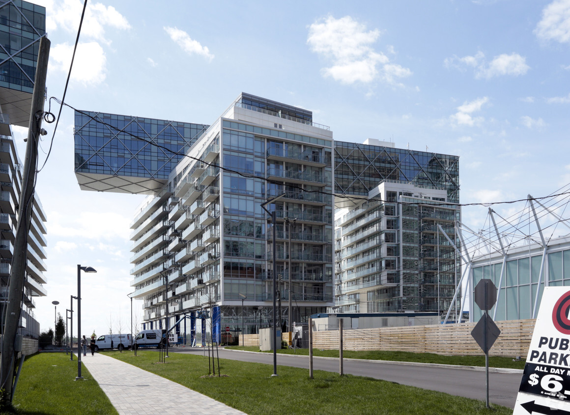 Primary Photo - The Residences of Pier 27 Phase 2