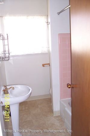 Building Photo - 390 Dunster Dr