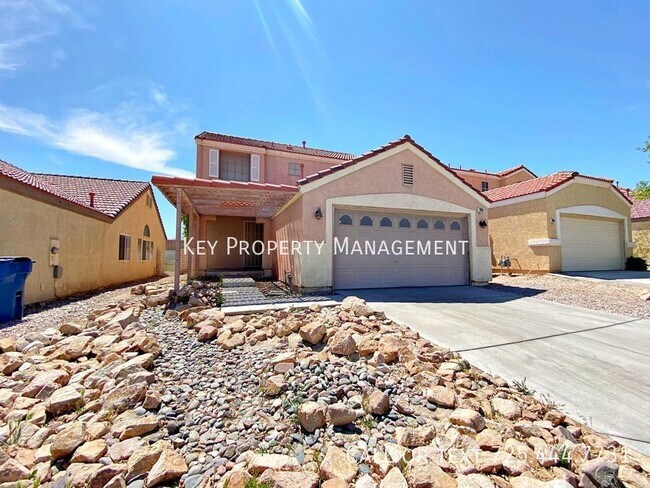 Building Photo - 3 BEDROOM HOME W/ BED/BATH DOWN IN THE NOR...