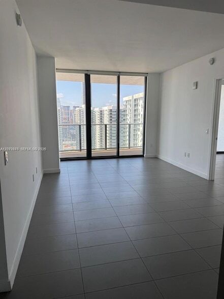 Foto del edificio - 1600 NE 1st Ave