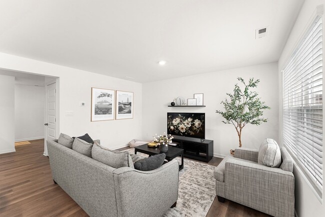 Building Photo - Brixin Townhomes at Cressmoor Estates