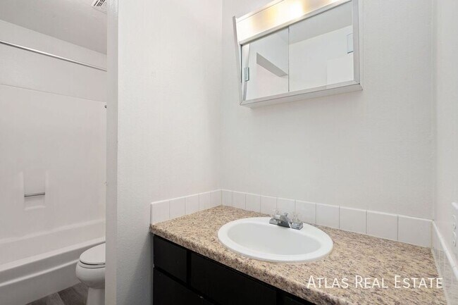 Foto del edificio - 1931 11th Ave