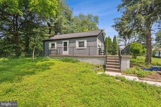 Building Photo - 611 Powell Rd