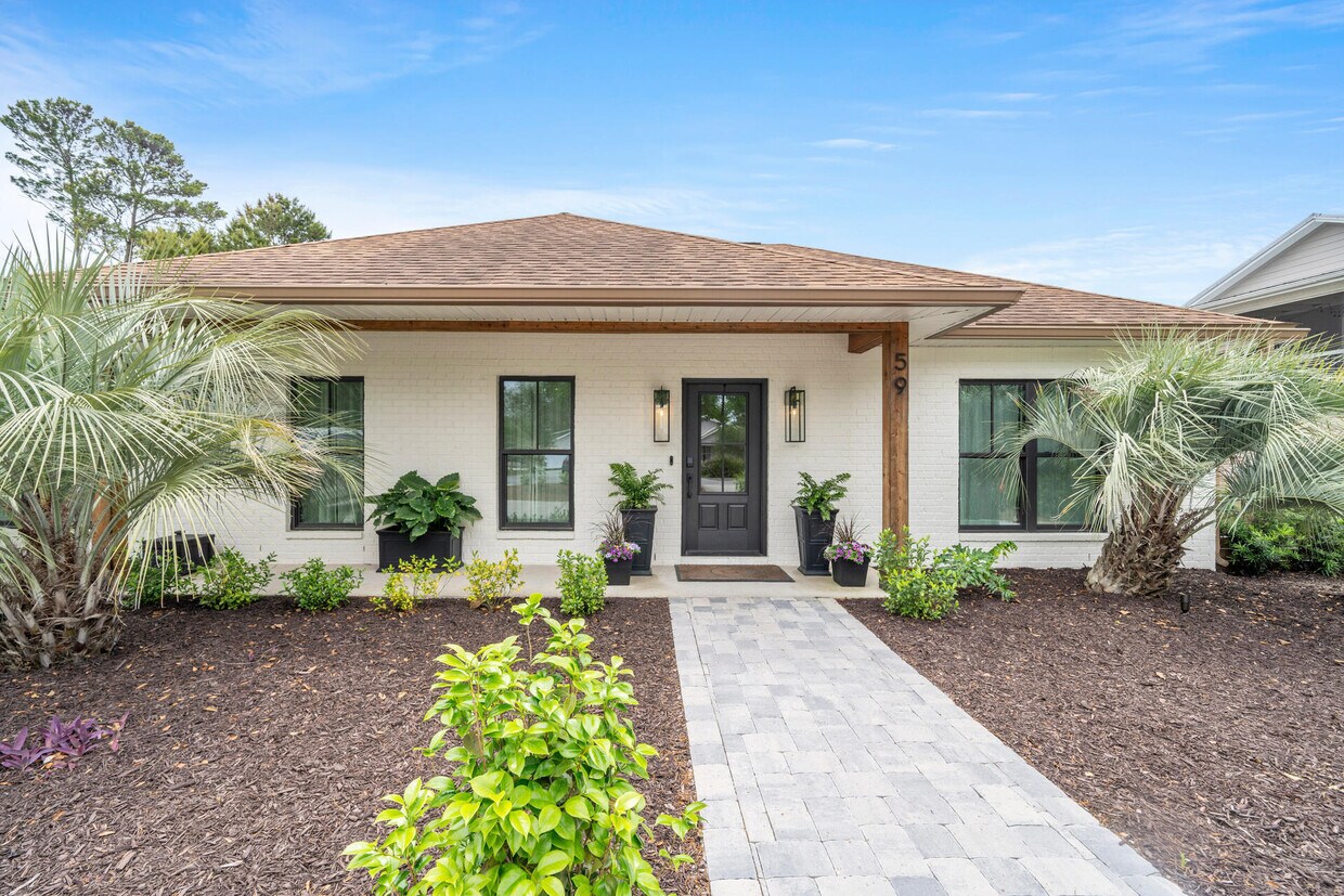 Foto principal - 59 Woodland Dr