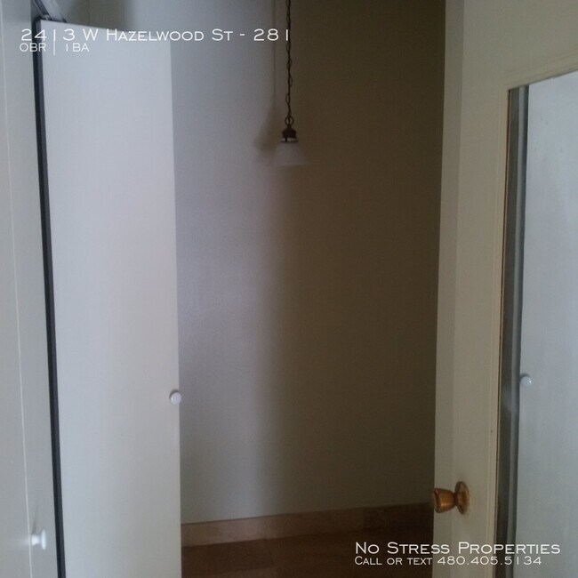 Foto del edificio - Studio off Camelback Rd & I17 Freeway!