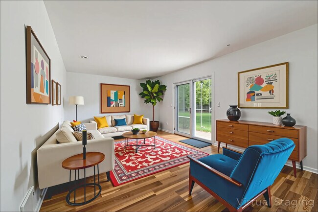 Foto del edificio - 513 Cutters Mill Ln
