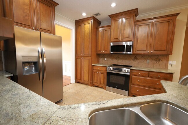 Building Photo - 4530 Kiowa Ln