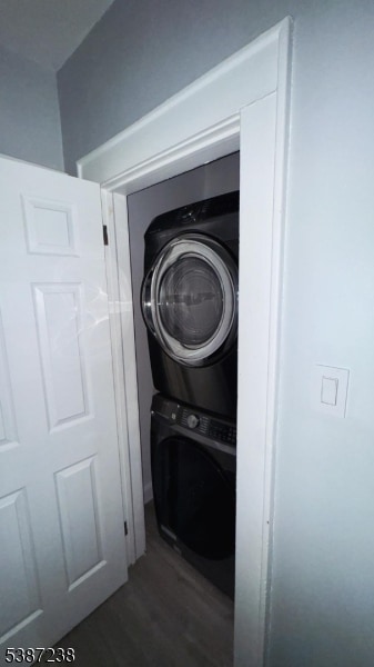 Photo - 556 Willow Ave House